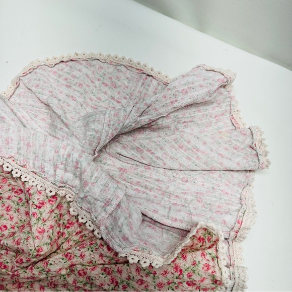 Show me your MUMU Floral ruffle mini skirt size s - Picture 4 of 7